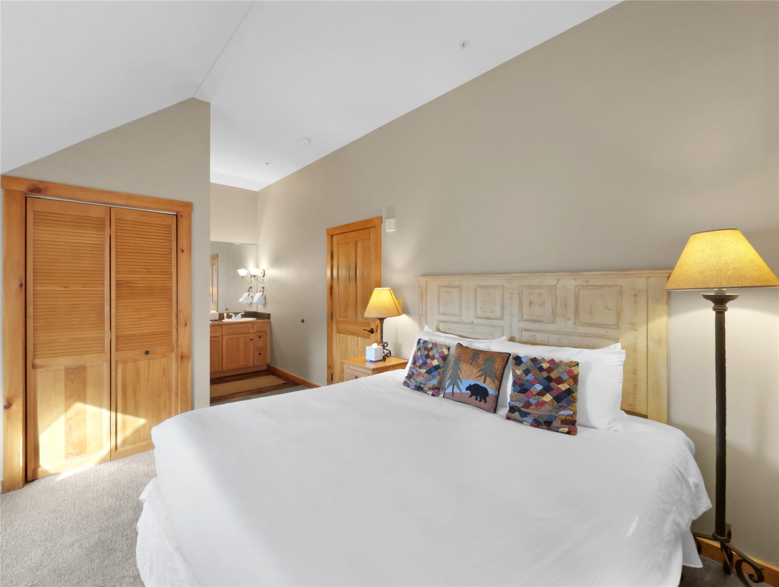 150 Dercum SQUARE 8540