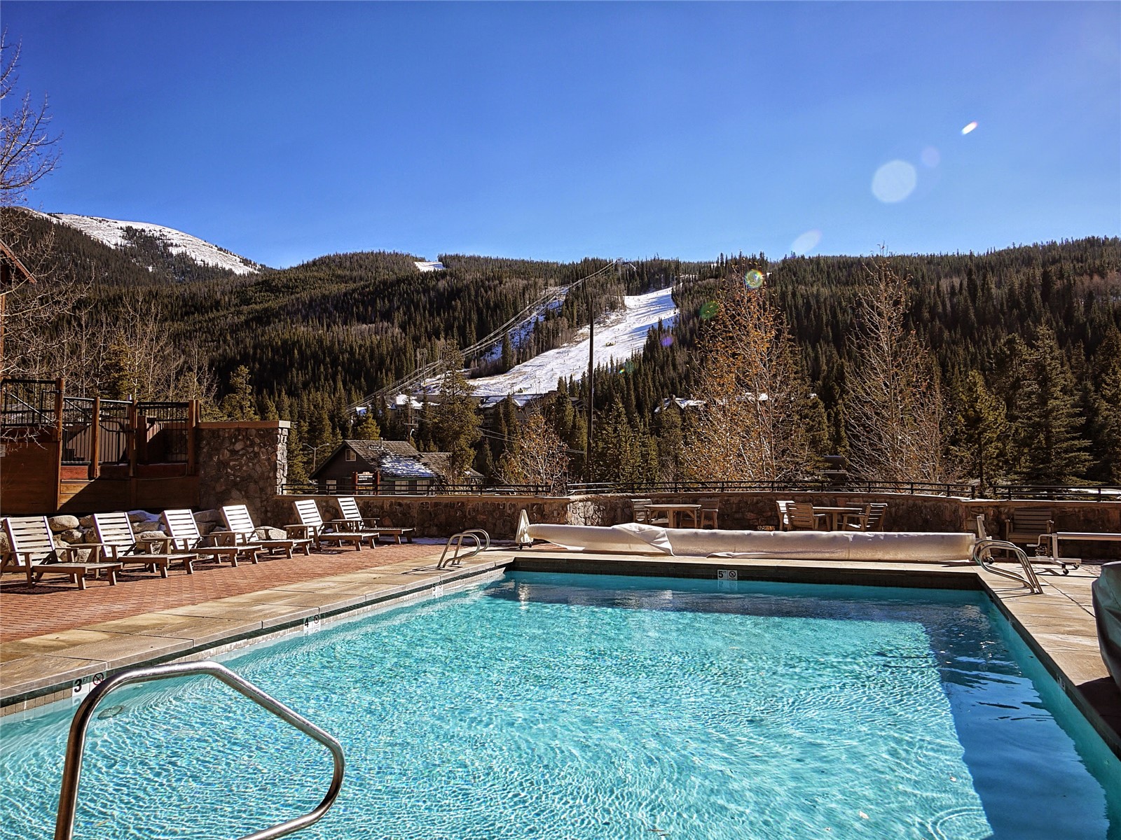 150 Dercum SQUARE 8540