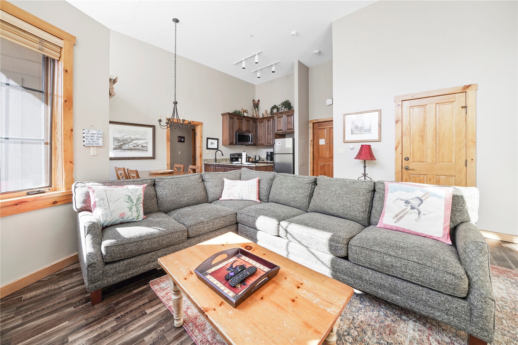 150 Dercum SQUARE 8540