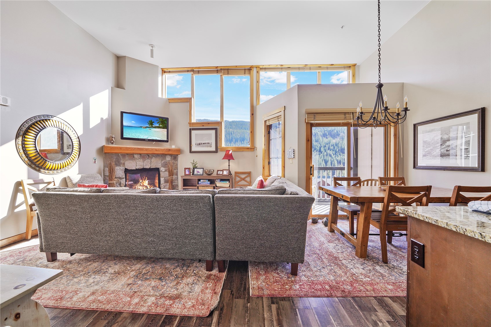 150 Dercum SQUARE 8540