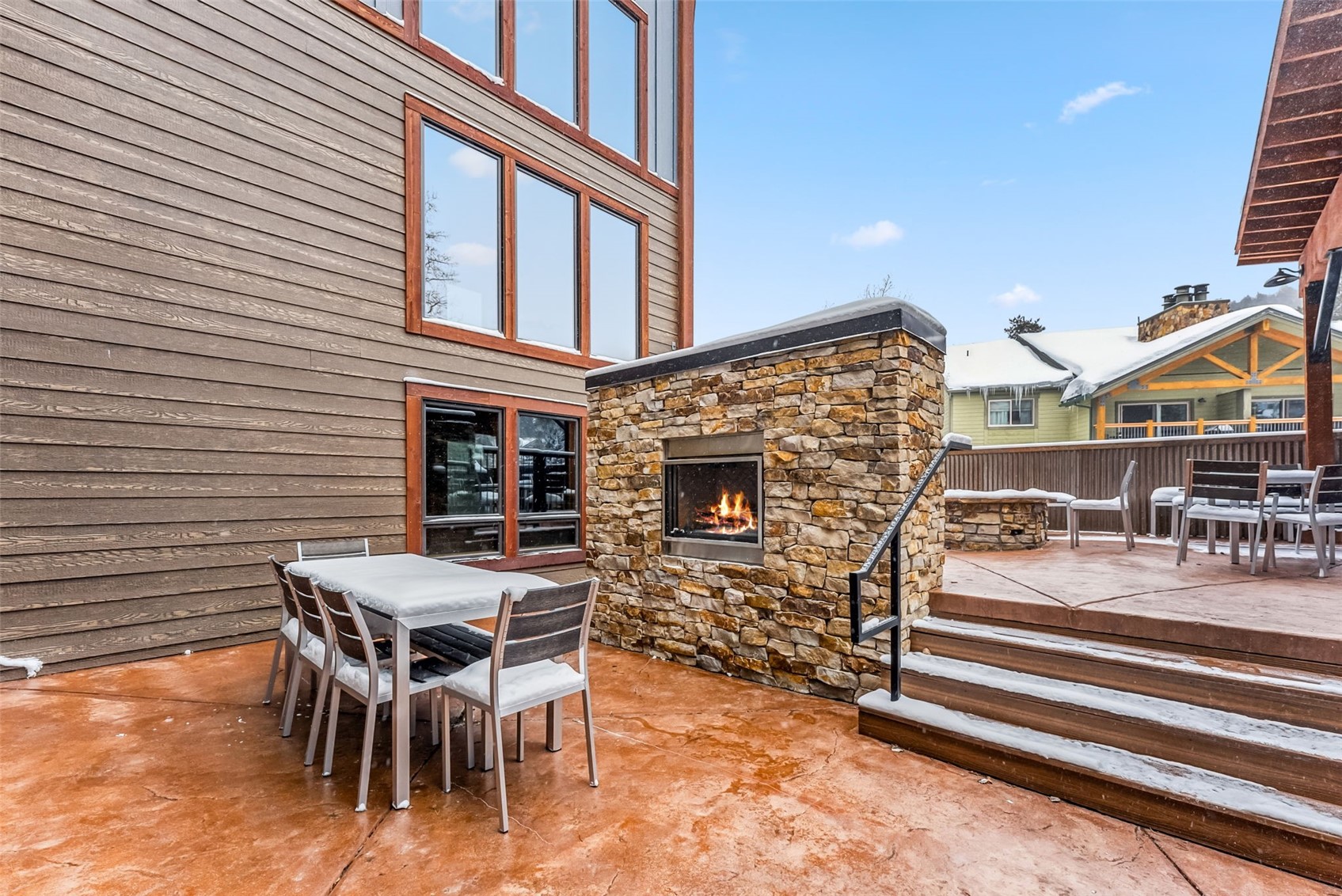 530 S French STREET 303