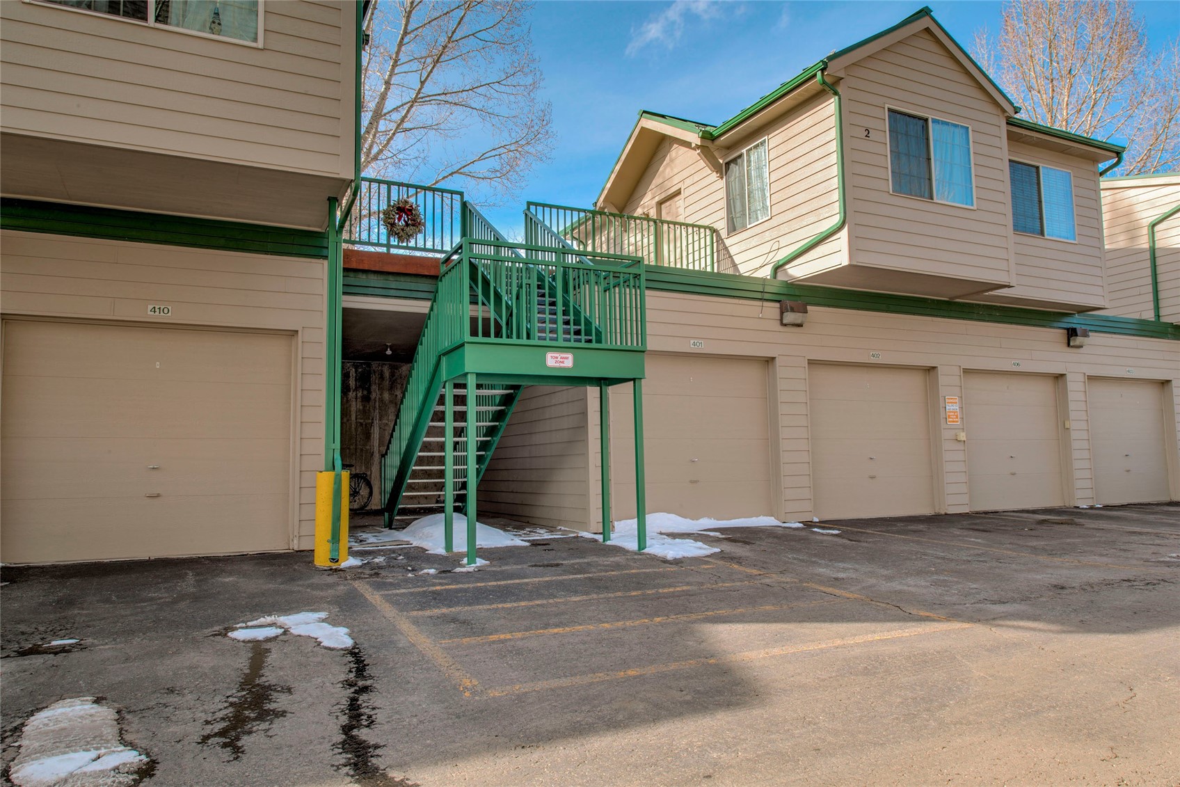 980 Lakepoint DRIVE 402