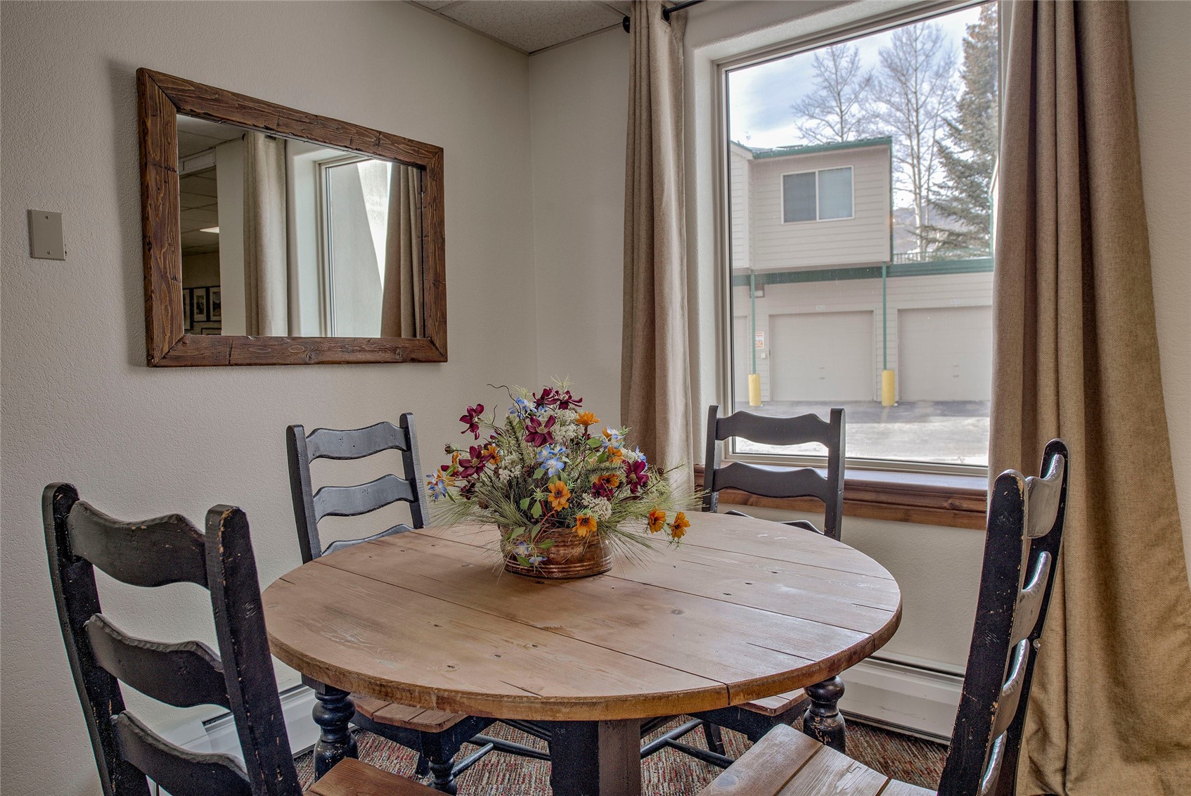 980 Lakepoint DRIVE 402