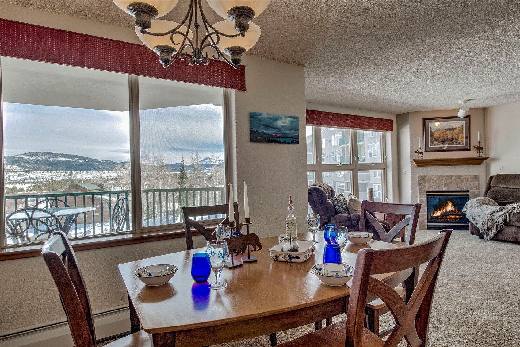 980 Lakepoint DRIVE 402