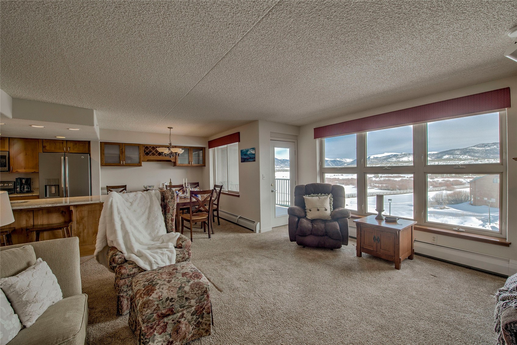 980 Lakepoint DRIVE 402