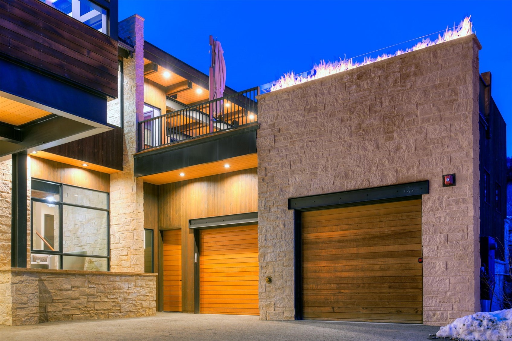 65 Aerie DRIVE