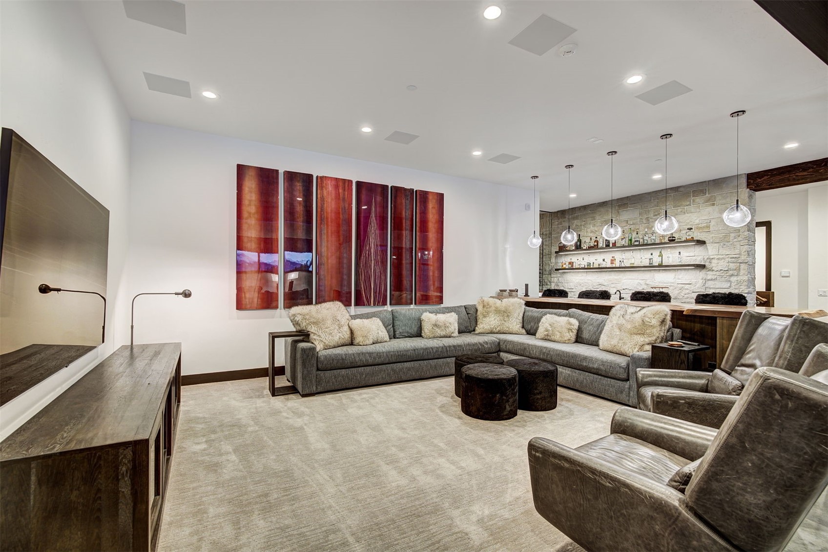 65 Aerie DRIVE