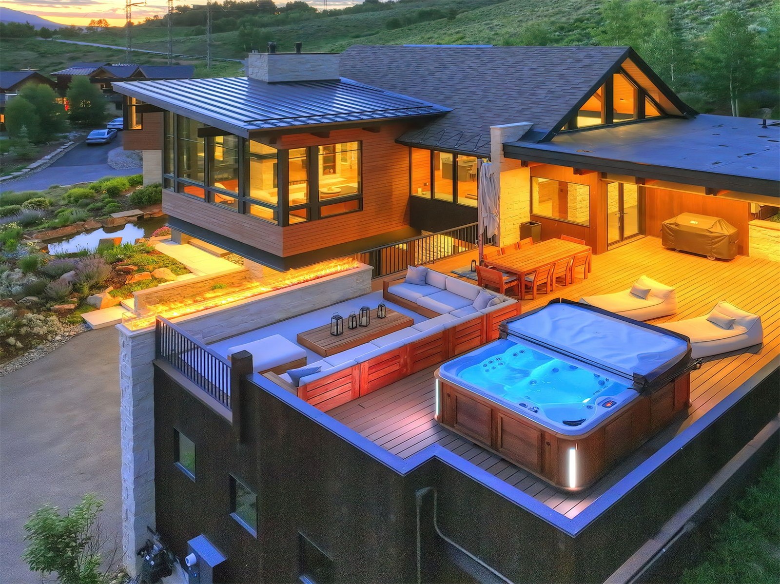 65 Aerie DRIVE