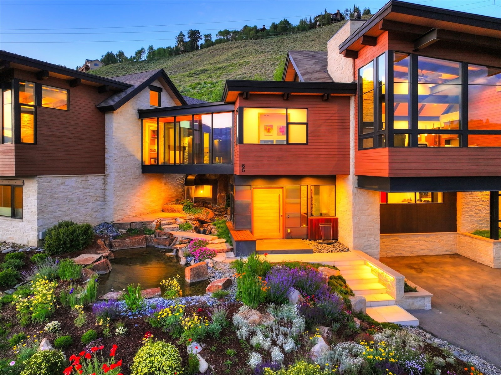 65 Aerie DRIVE
