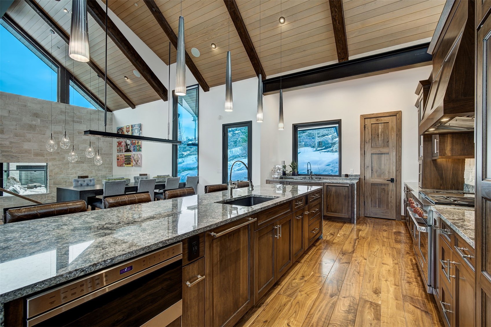65 Aerie DRIVE