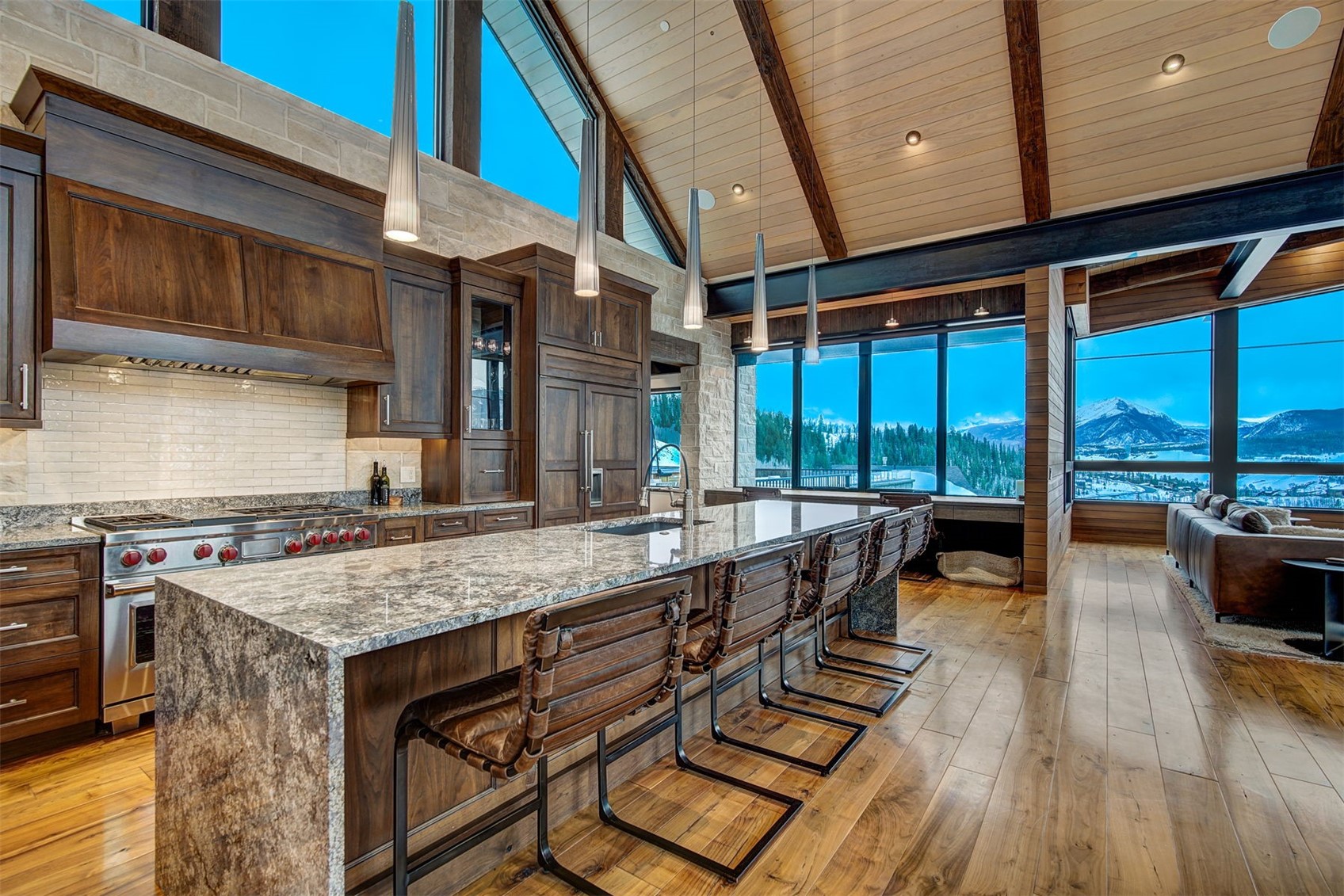 65 Aerie DRIVE
