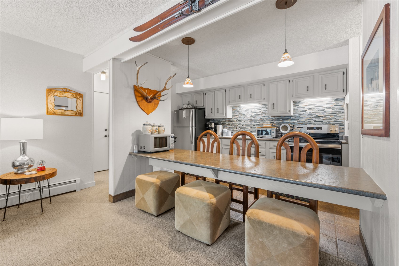 1179 Ski Hill ROAD 147