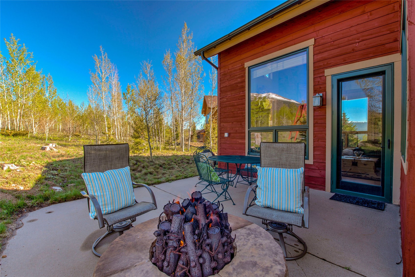 40 Black Bear COURT