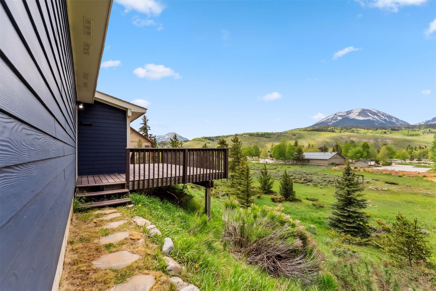361 Lagoon LANE