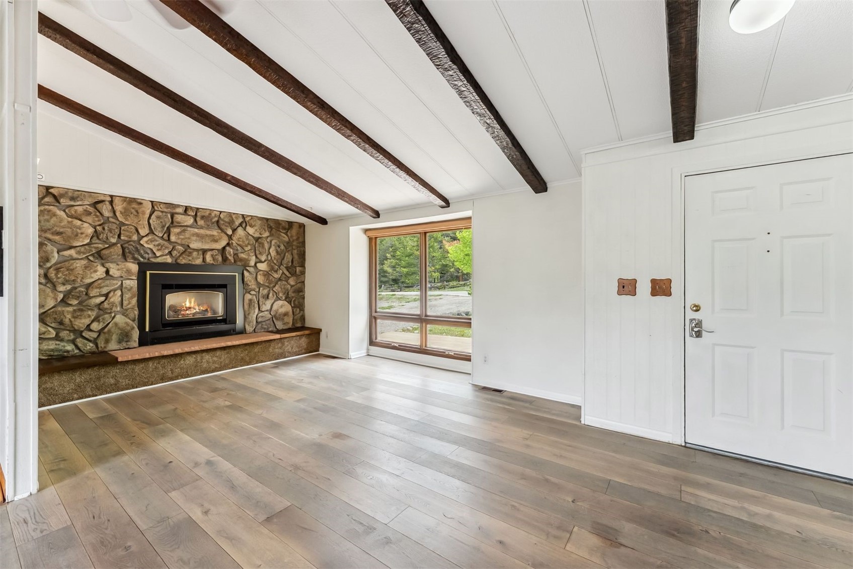 361 Lagoon LANE