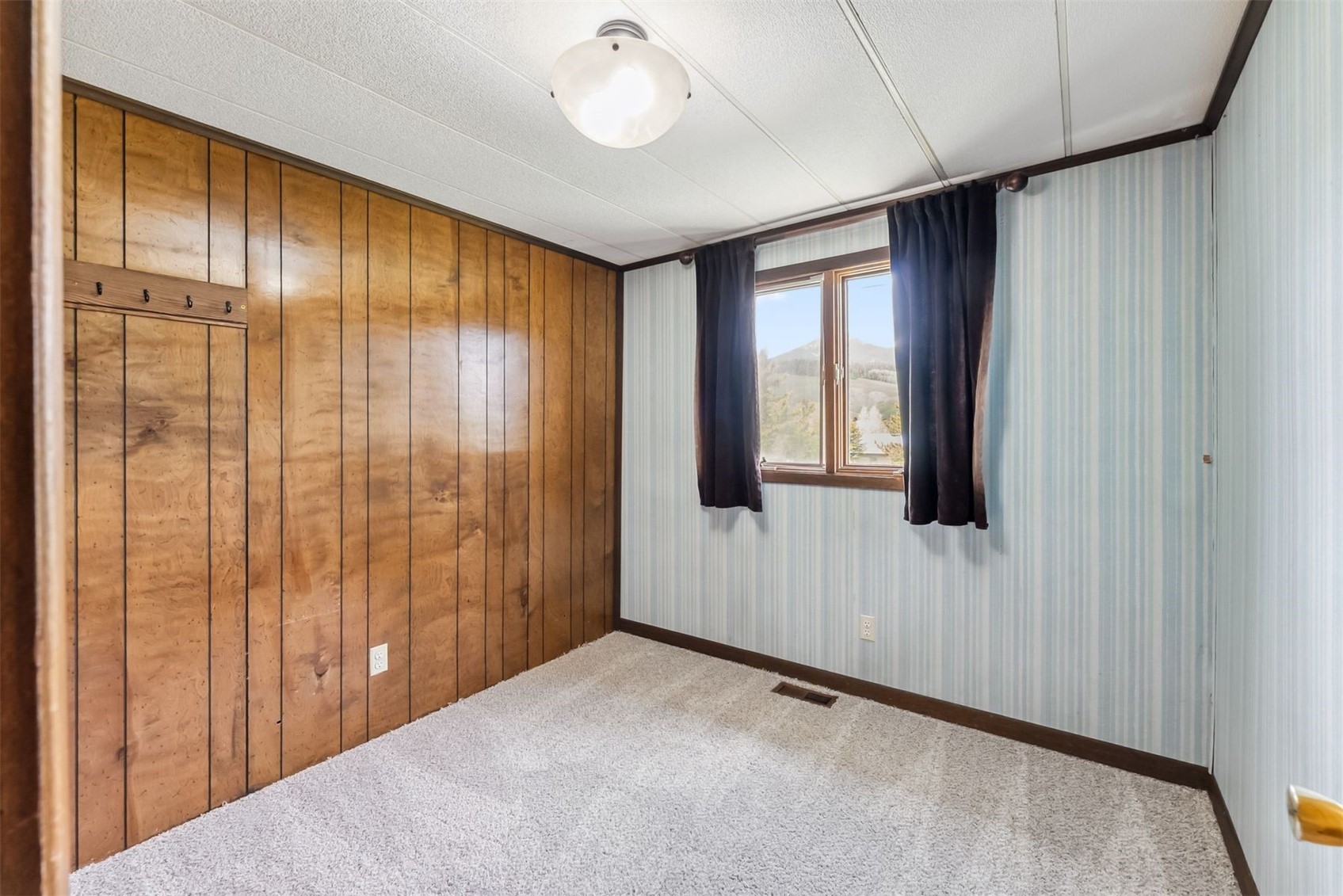 361 Lagoon LANE