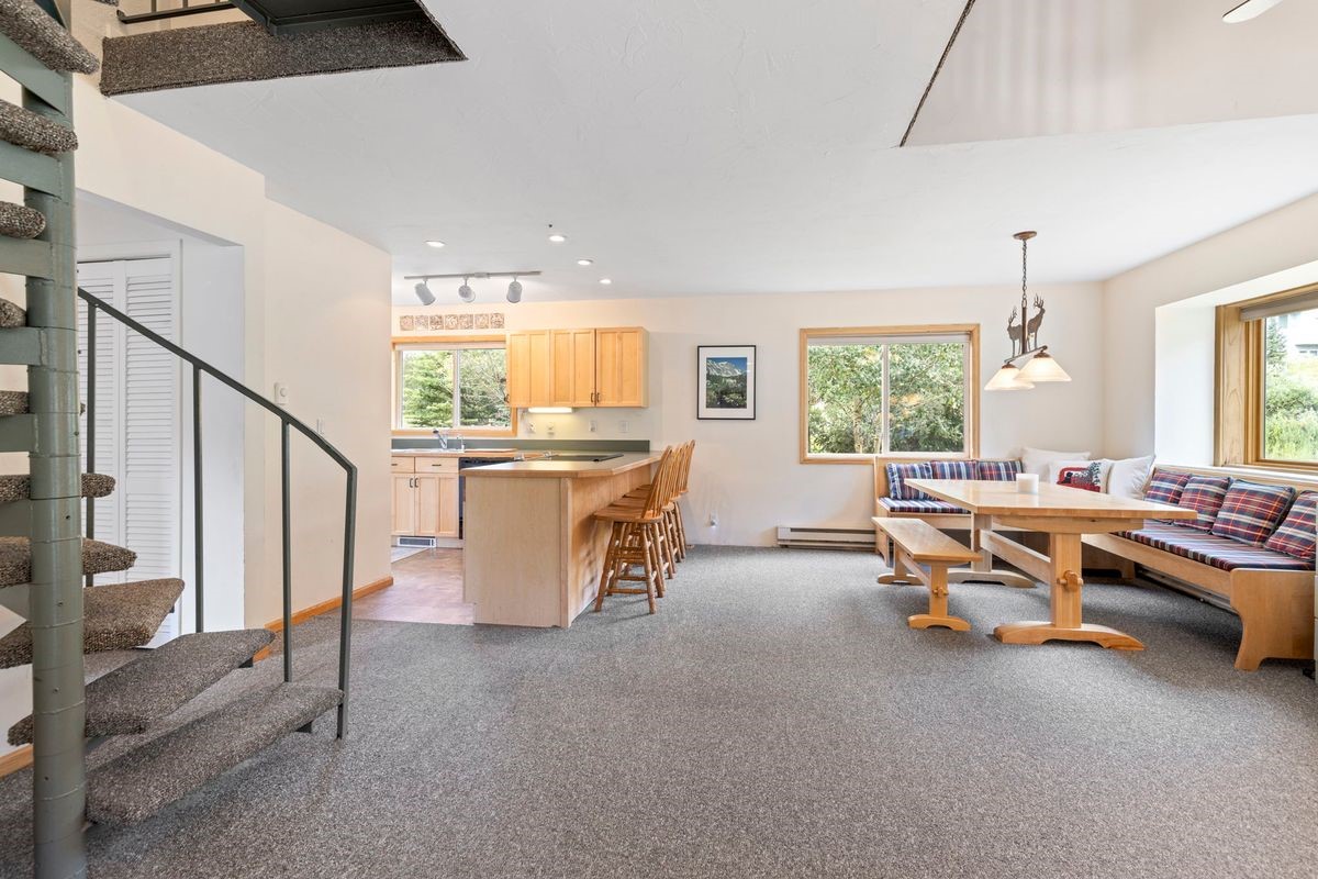 46 McDill ROAD