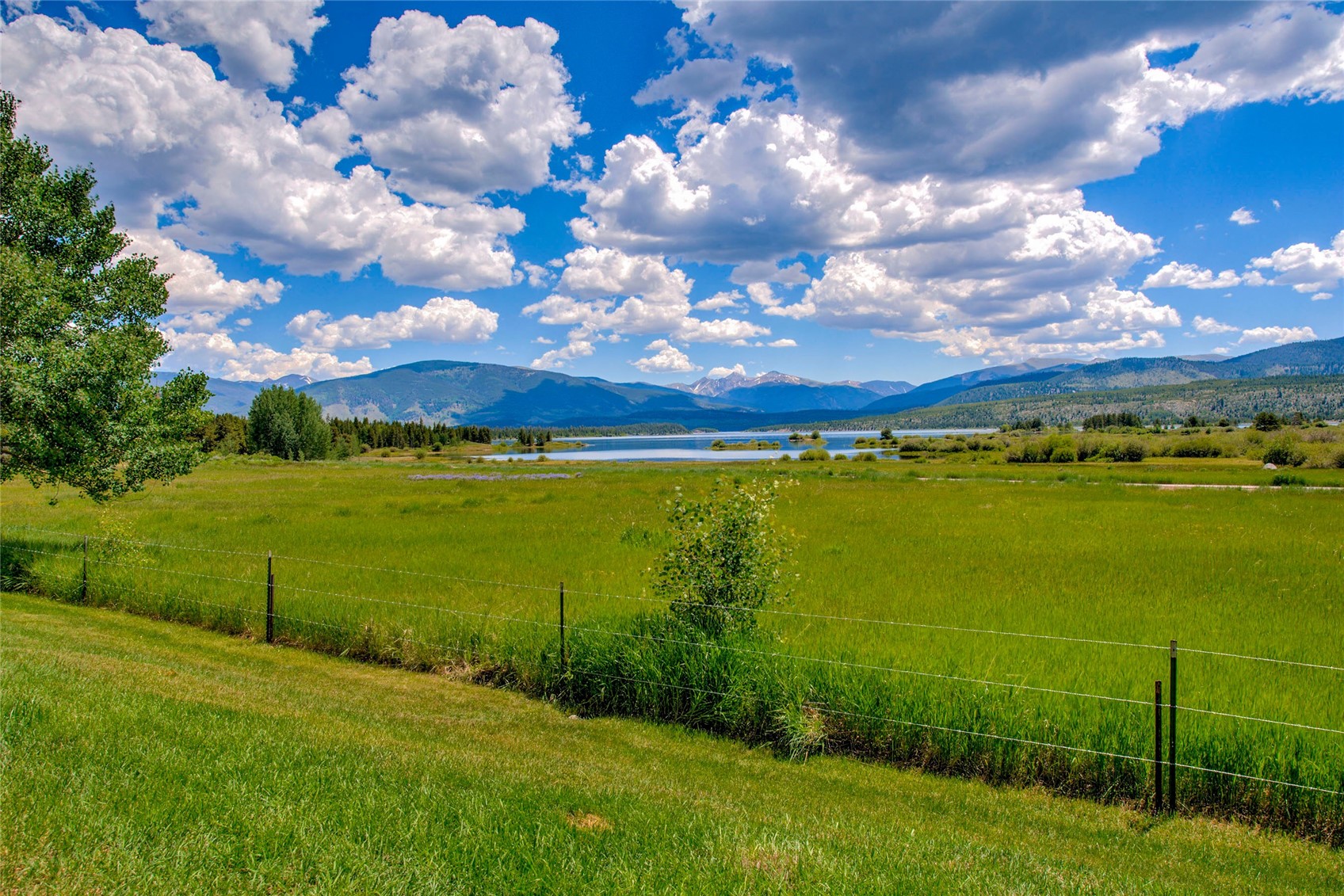 1127 9000 Divide ROAD 104