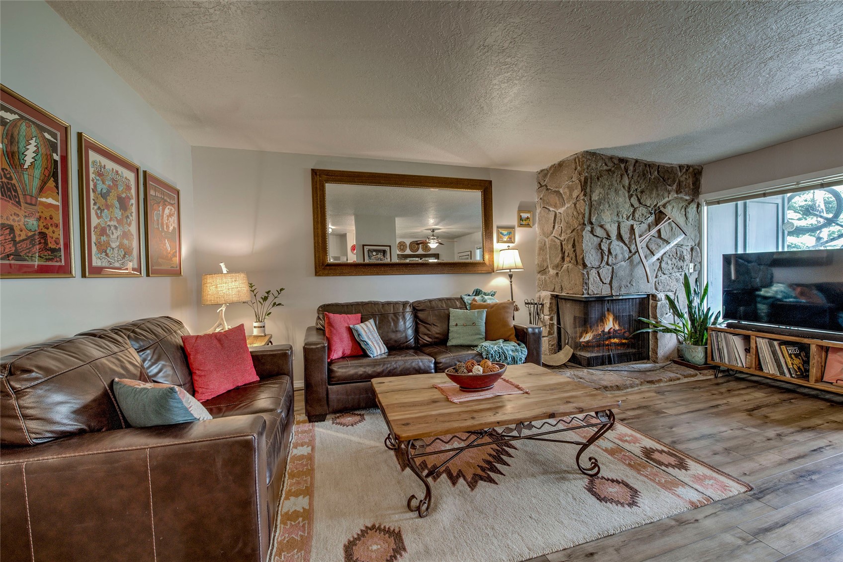 1127 9000 Divide ROAD 104