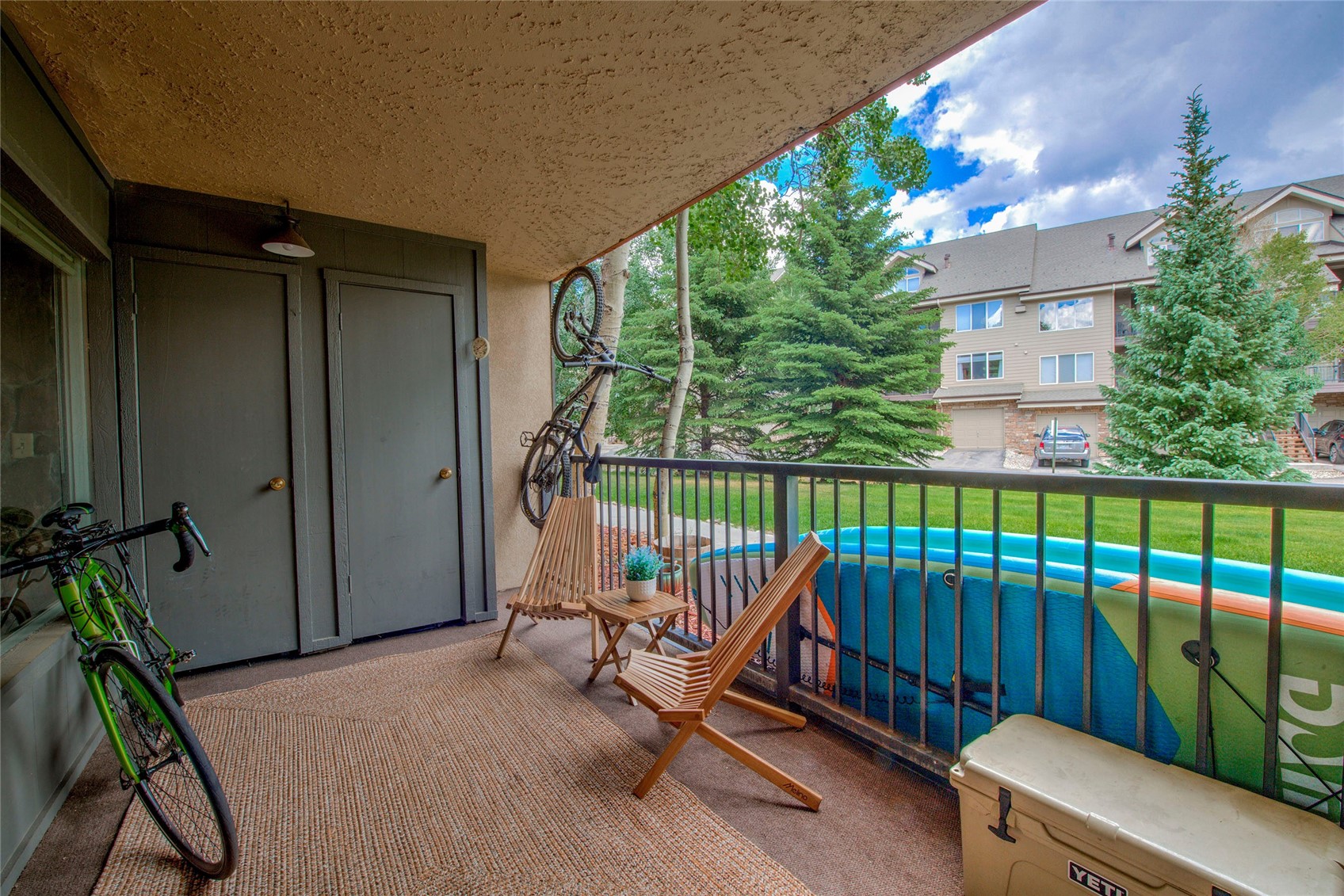 1127 9000 Divide ROAD 104