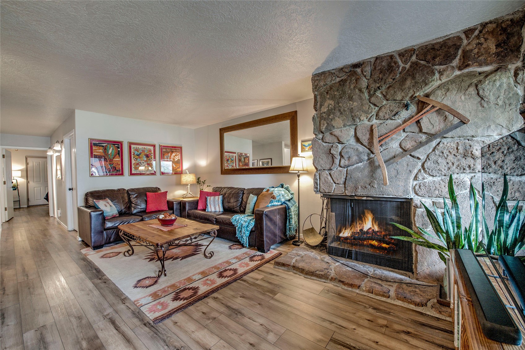 1127 9000 Divide ROAD 104