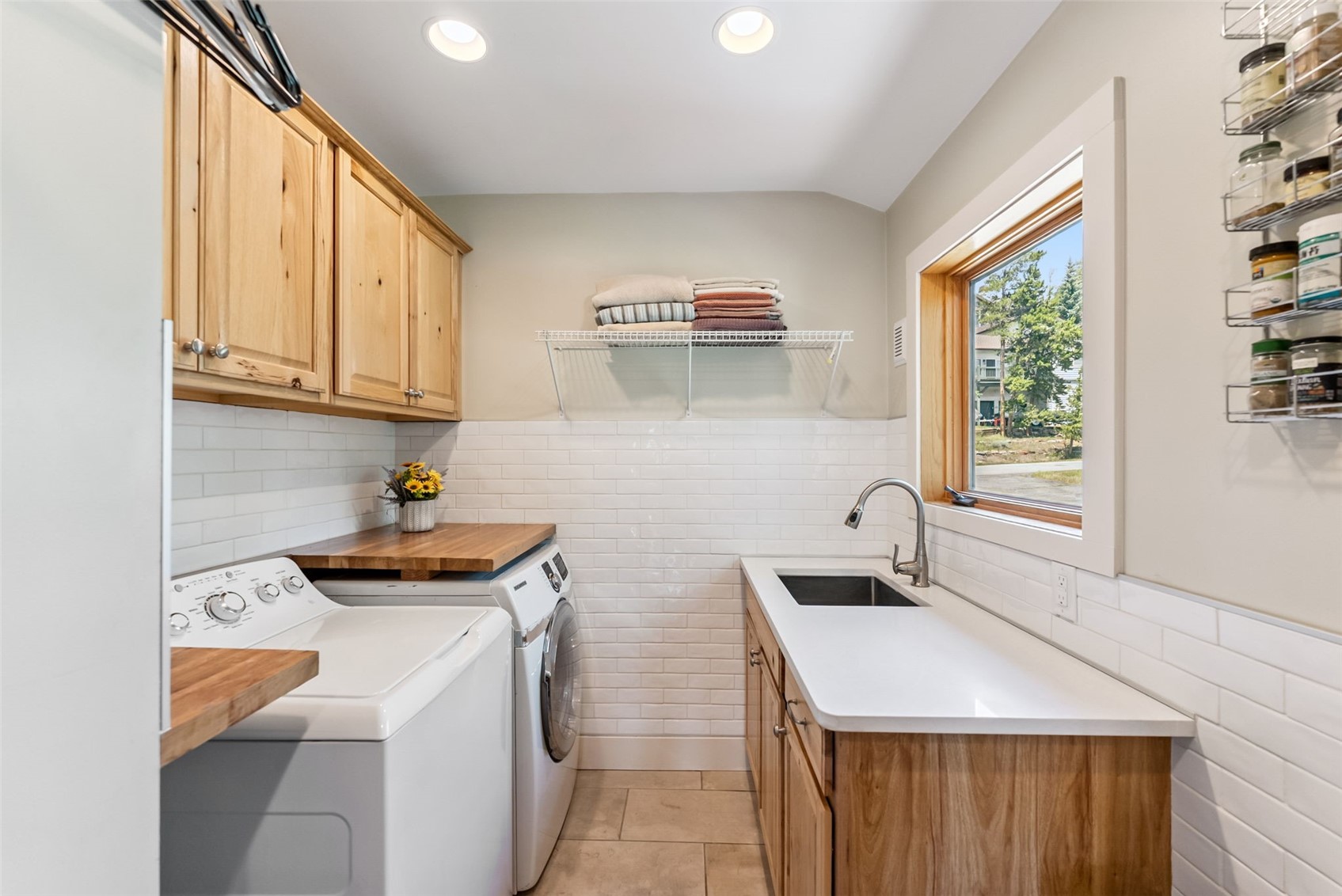 182 Idlewild DRIVE