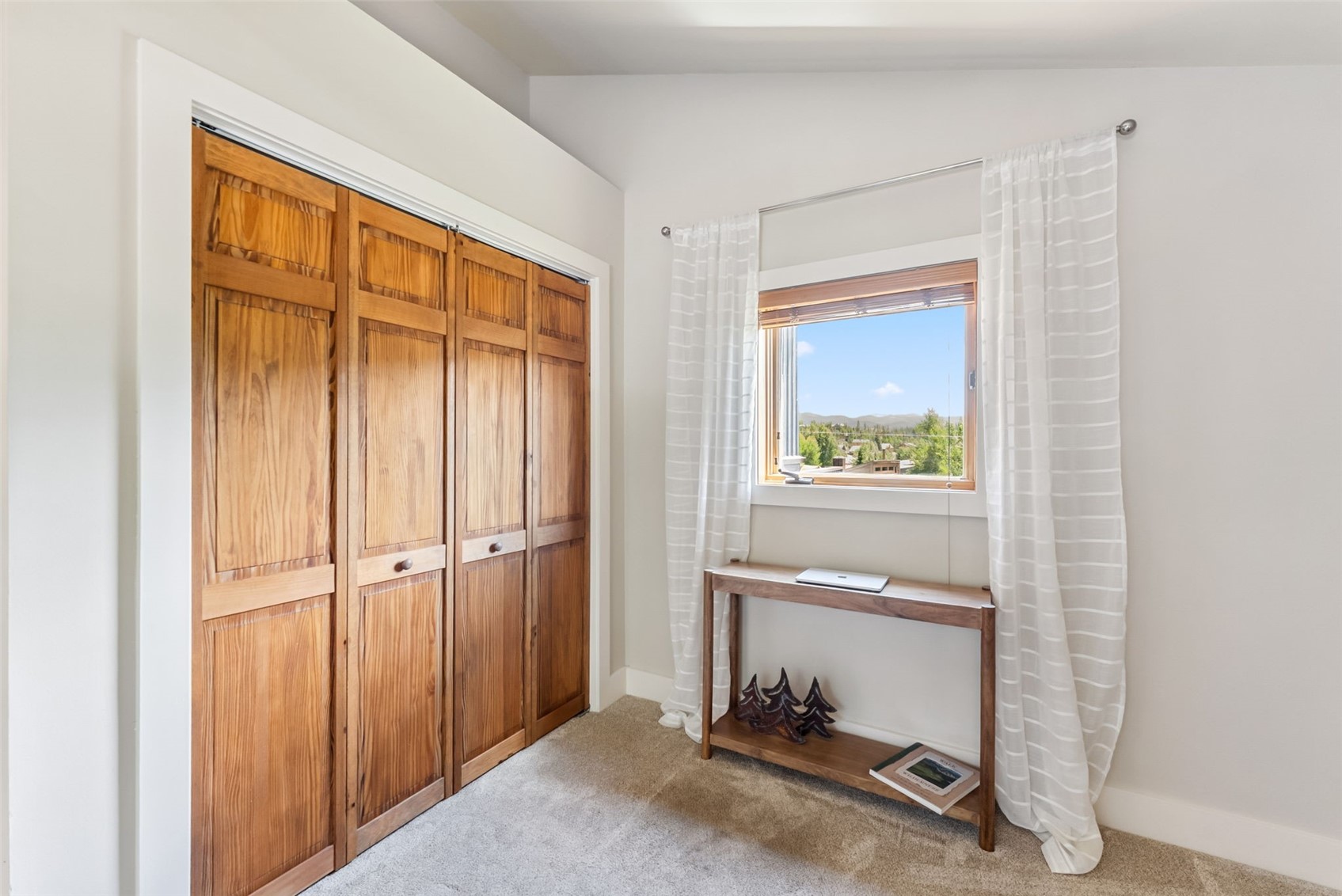 182 Idlewild DRIVE