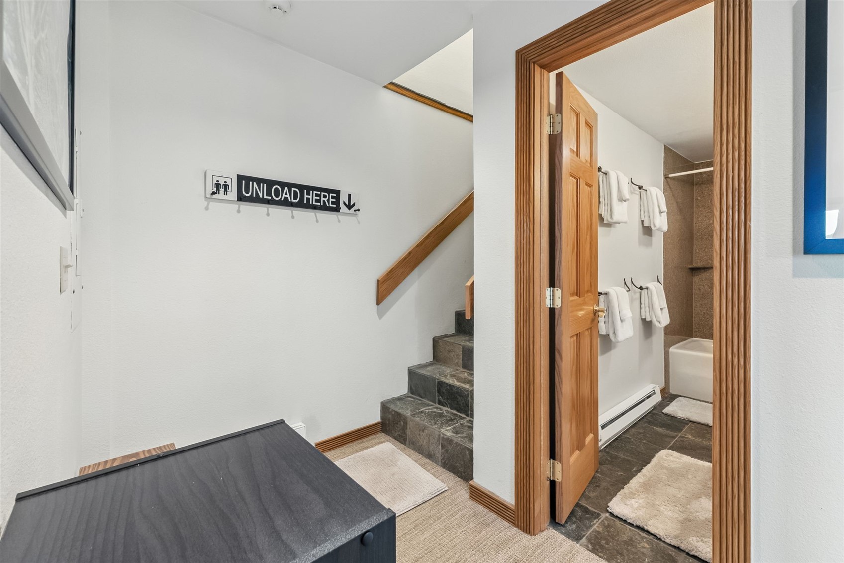865 Four Oclock ROAD E1