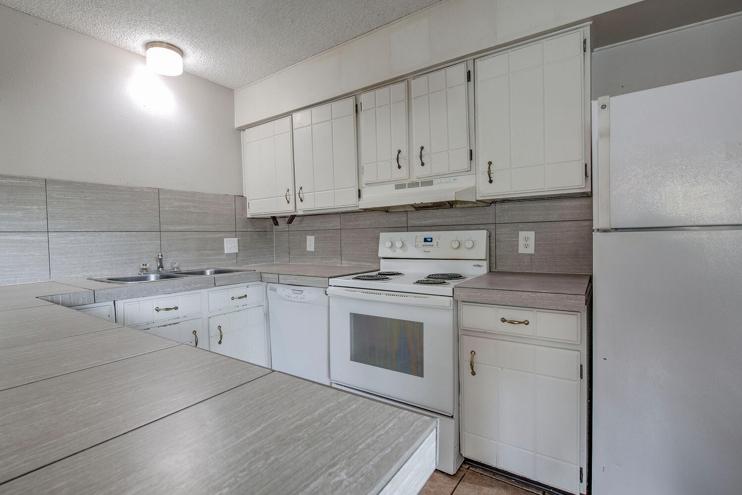 412 S Main STREET 321