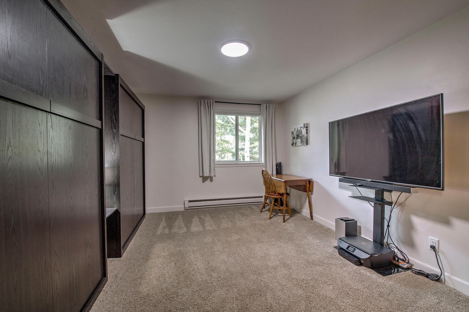 32 Corinthian CIRCLE 302