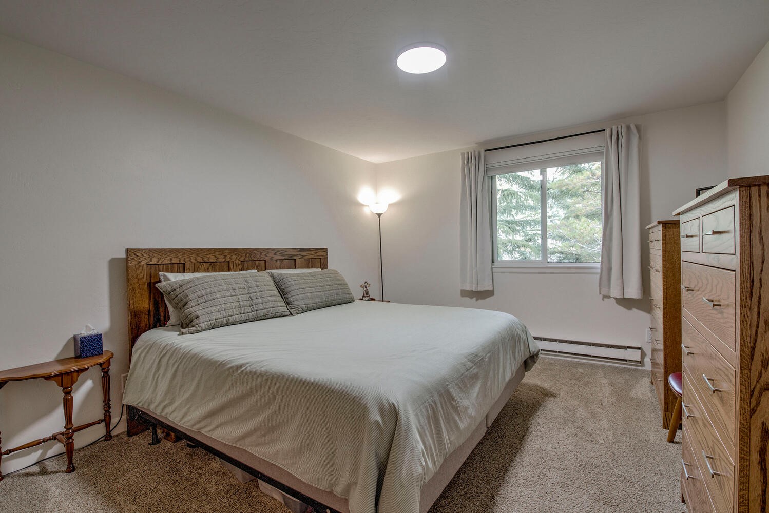 32 Corinthian CIRCLE 302