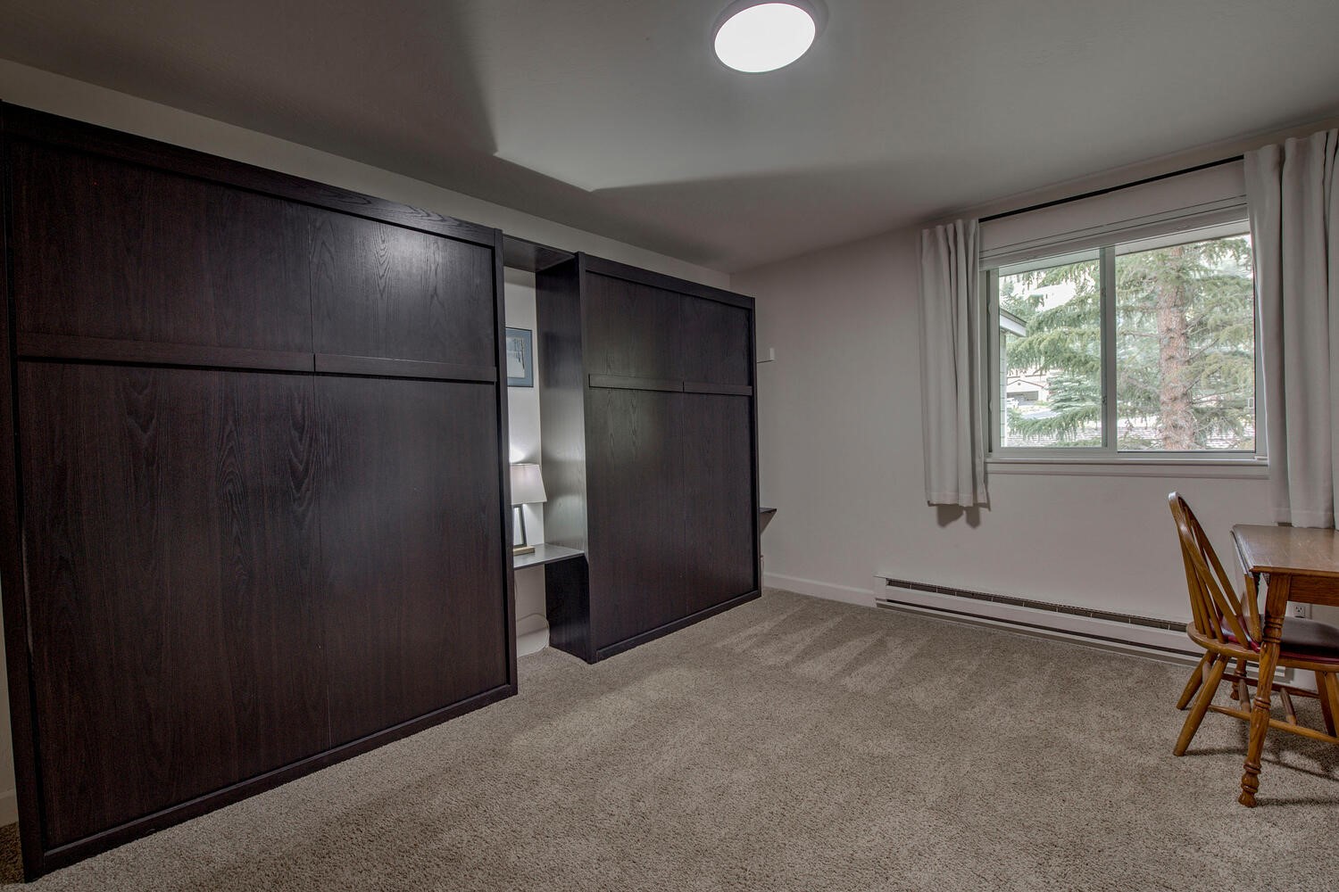32 Corinthian CIRCLE 302