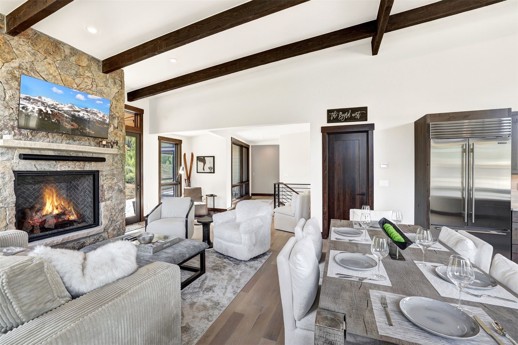 160 Vendette ROAD