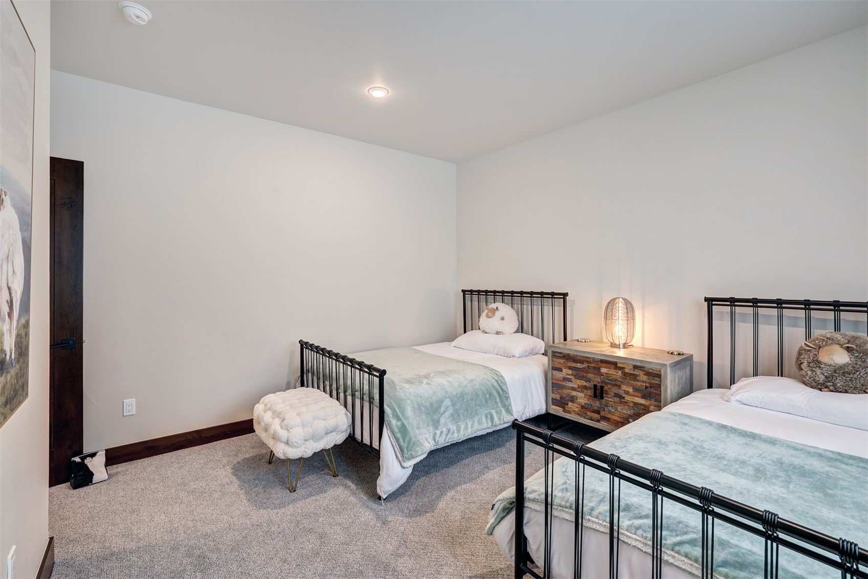 160 Vendette ROAD