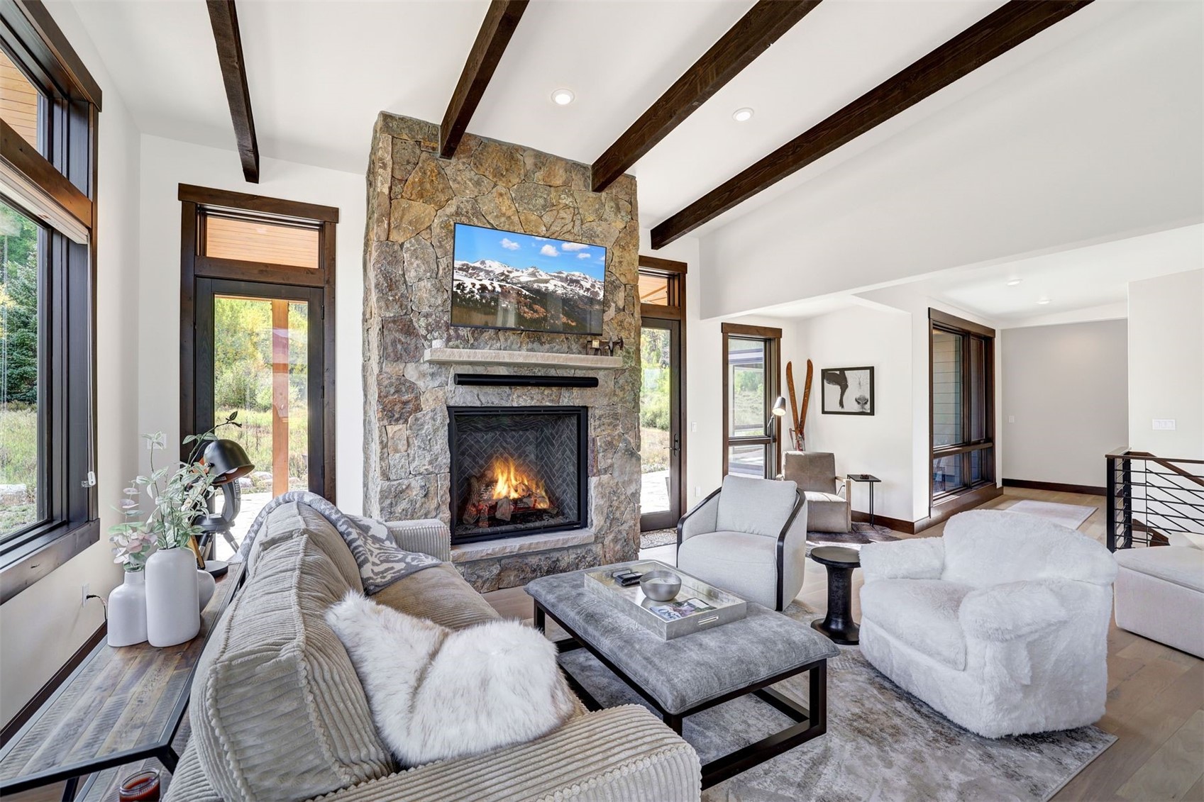160 Vendette ROAD