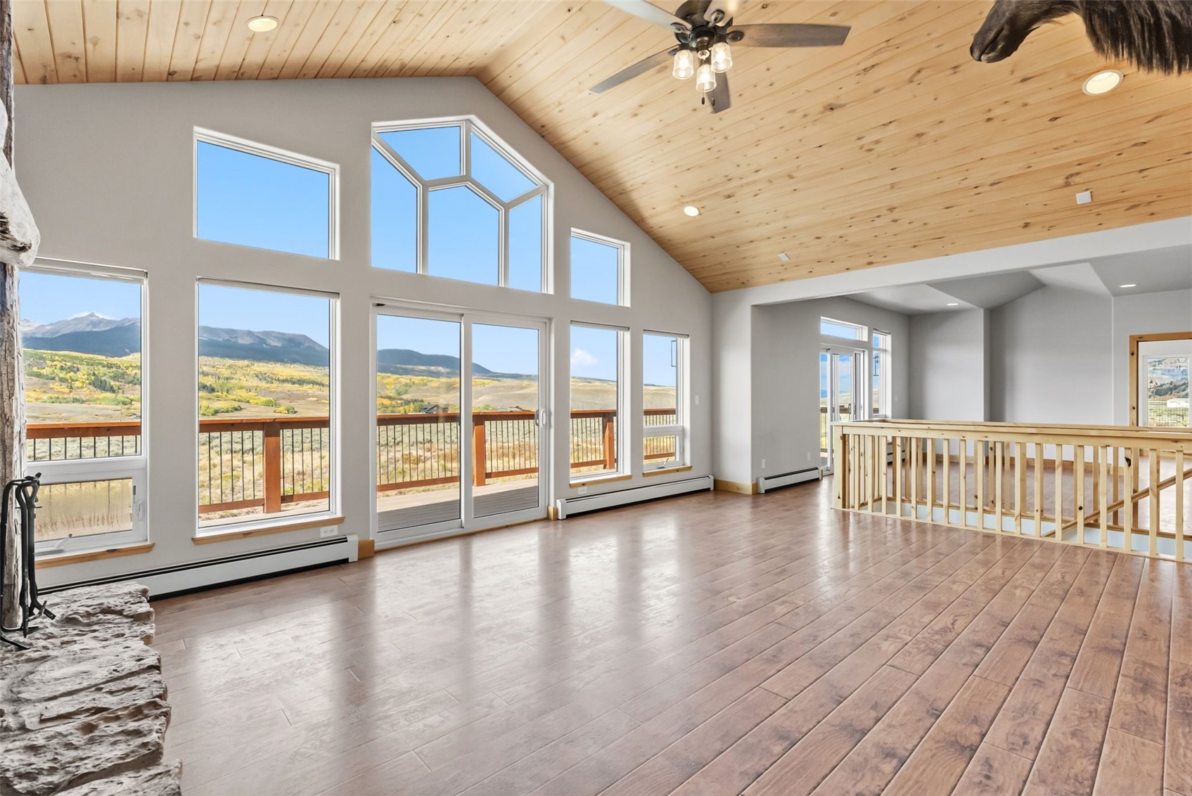 845 Elk Run ROAD