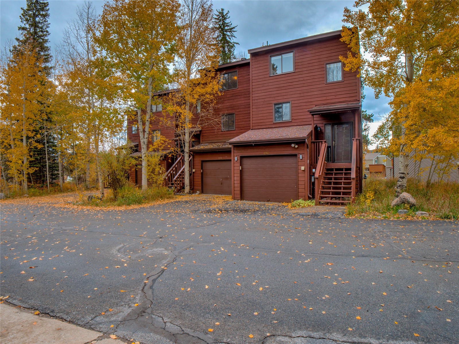 232 Creekside DRIVE B