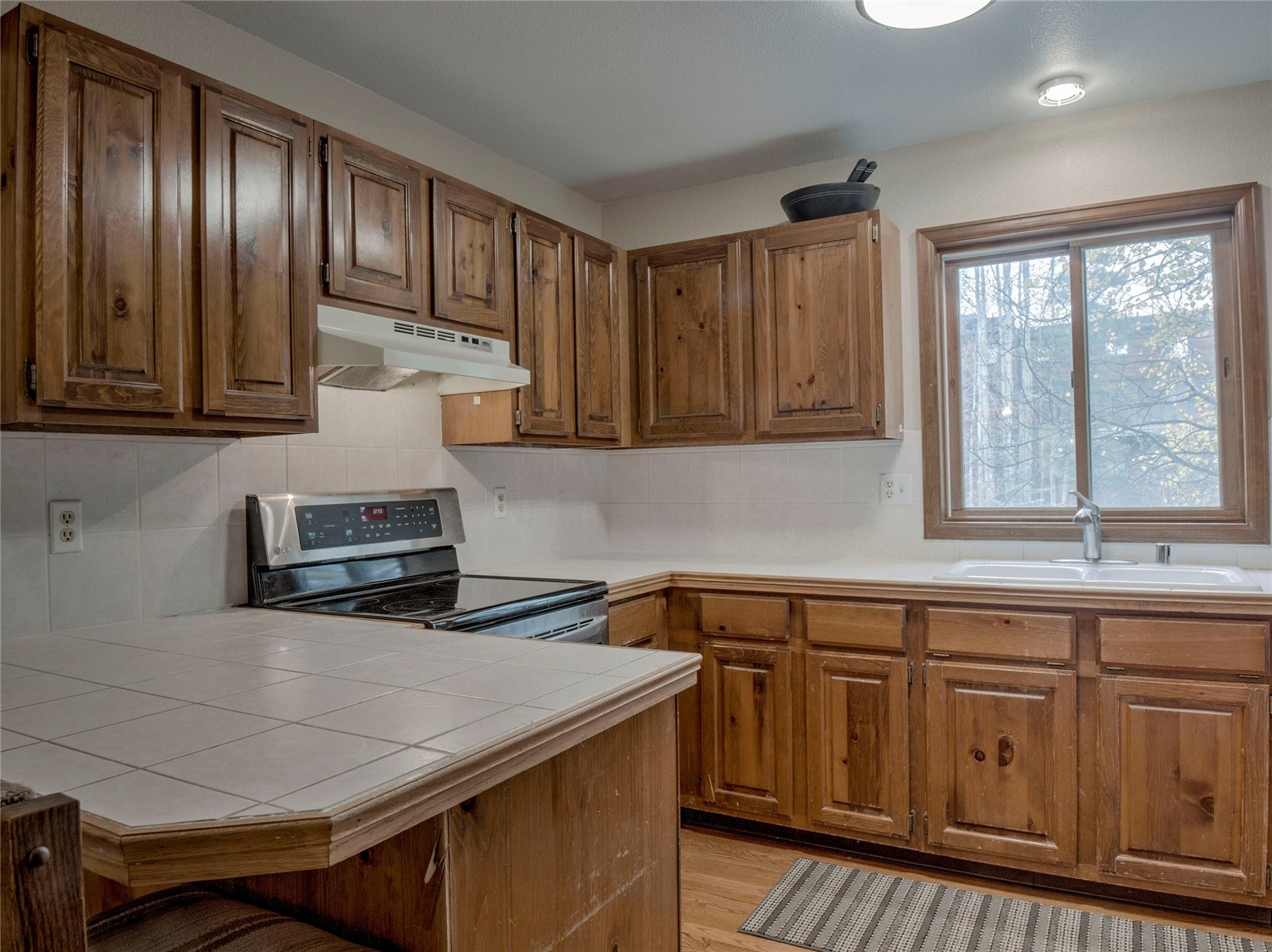 232 Creekside DRIVE B