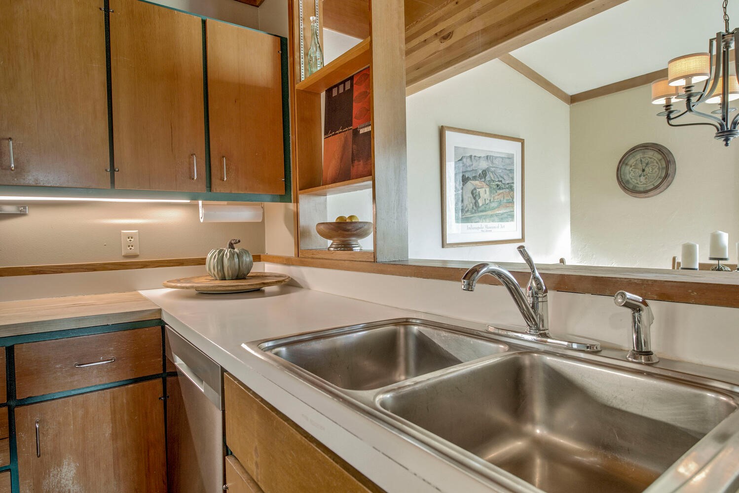 320 Tennis Club ROAD 1307