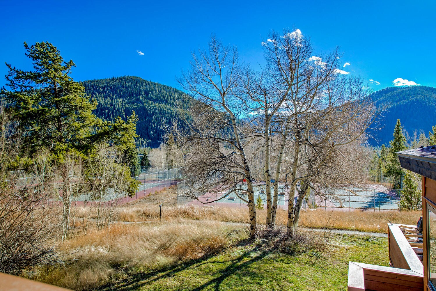 320 Tennis Club ROAD 1307