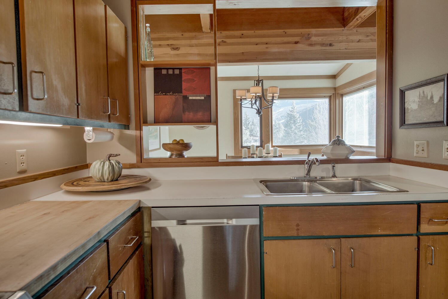 320 Tennis Club ROAD 1307