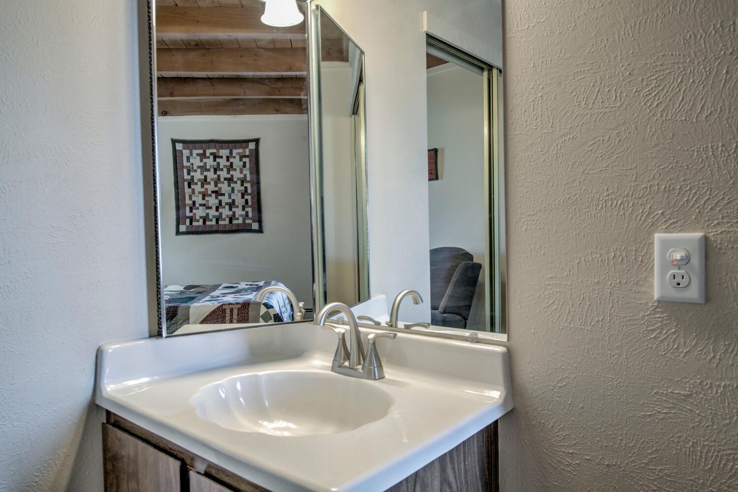 2300 Lodgepole CIRCLE 101