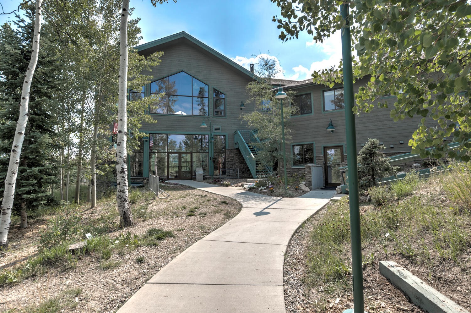 2300 Lodgepole CIRCLE 101