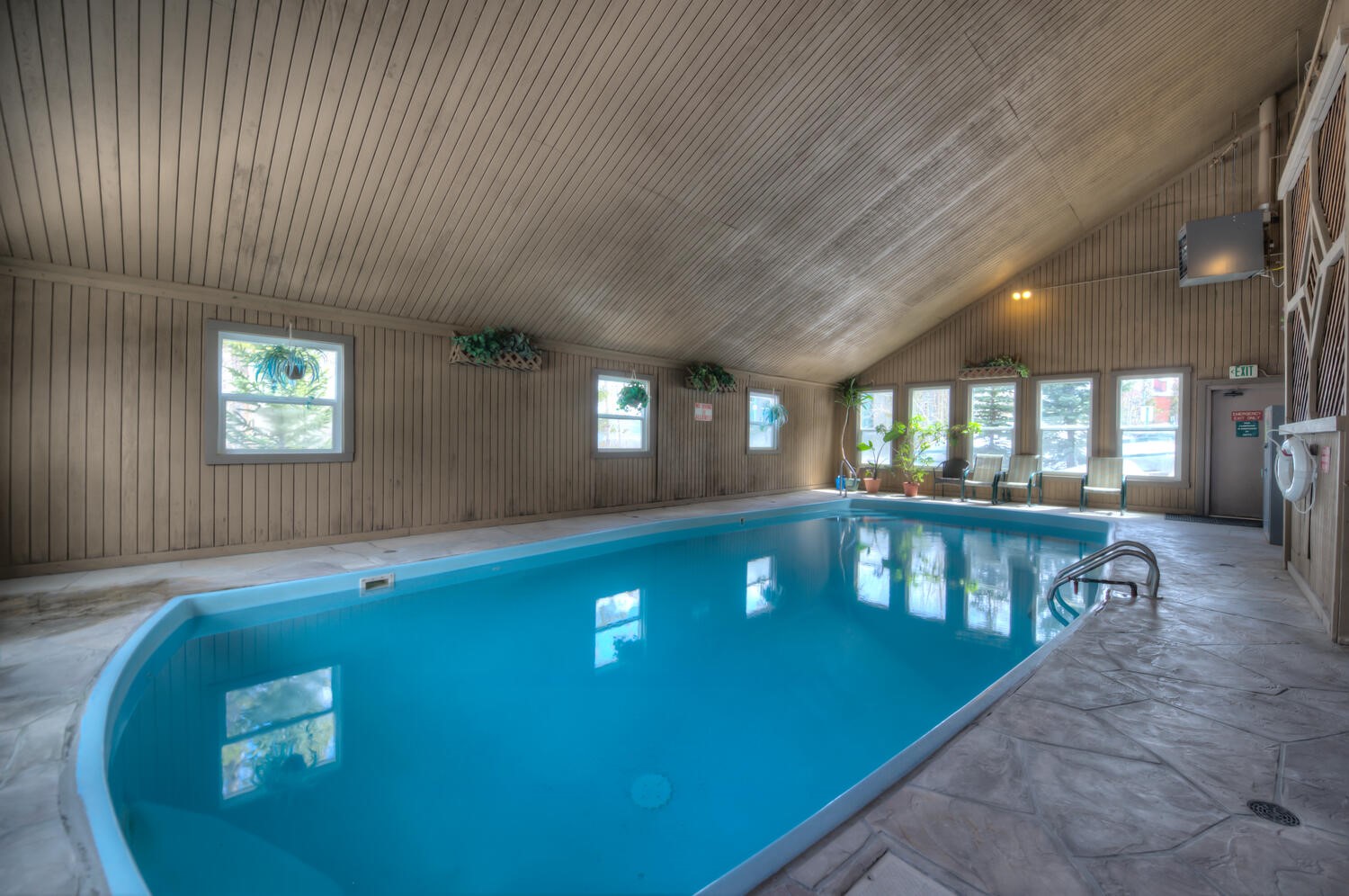 2300 Lodgepole CIRCLE 101
