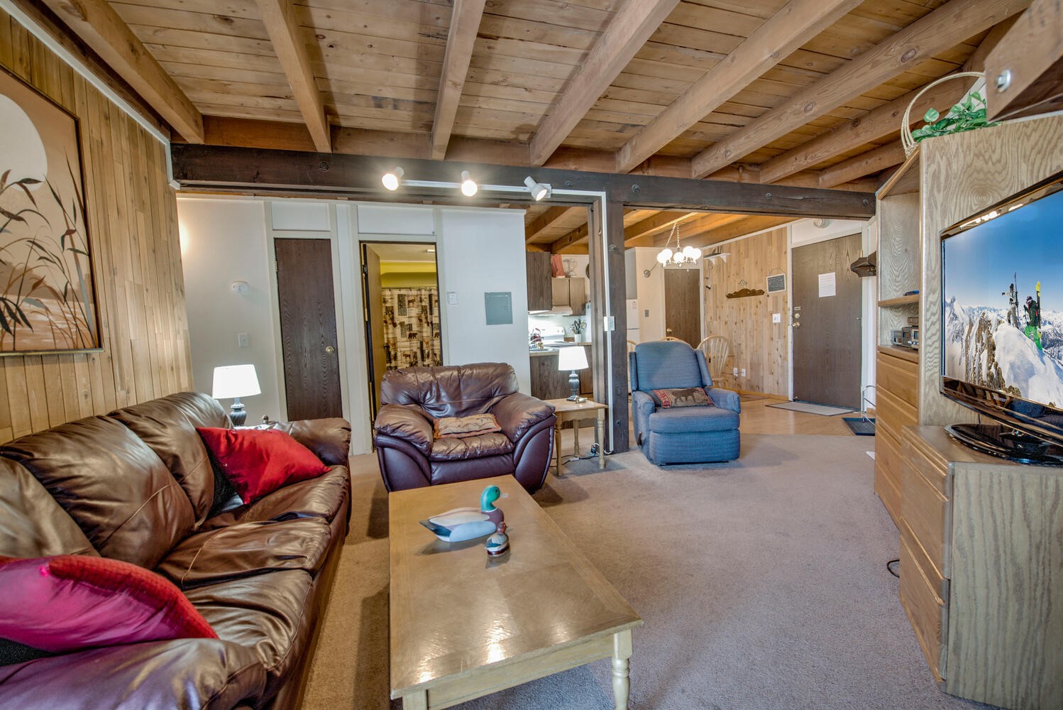 2300 Lodgepole CIRCLE 101