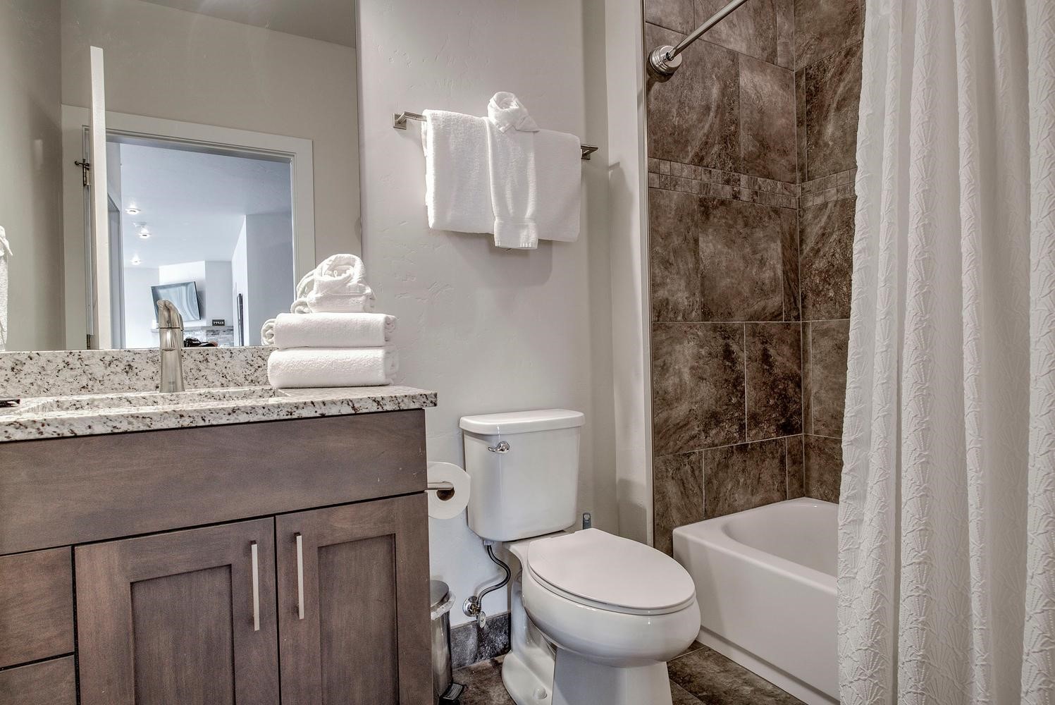 235 E La Bonte STREET 108