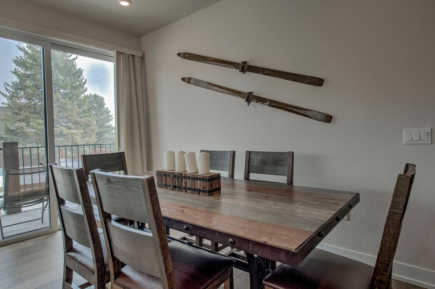 235 E La Bonte STREET 108
