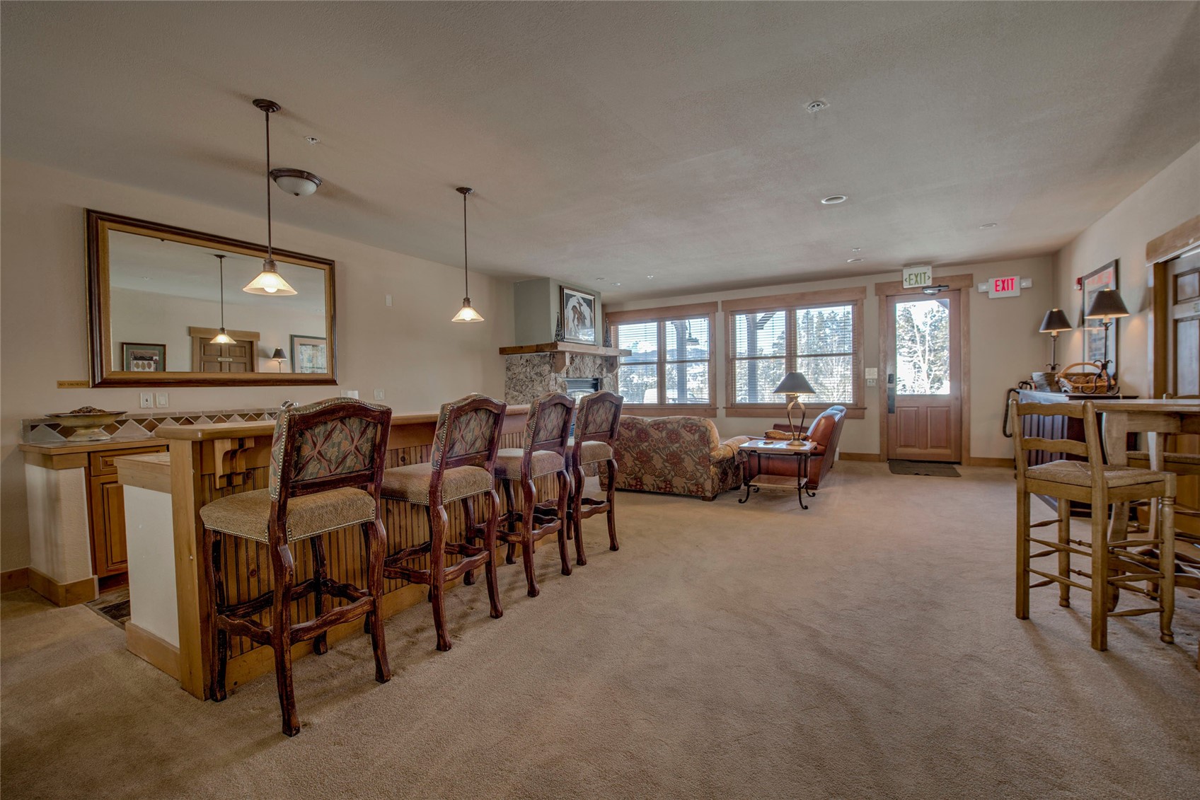 105 River Course DRIVE 9571