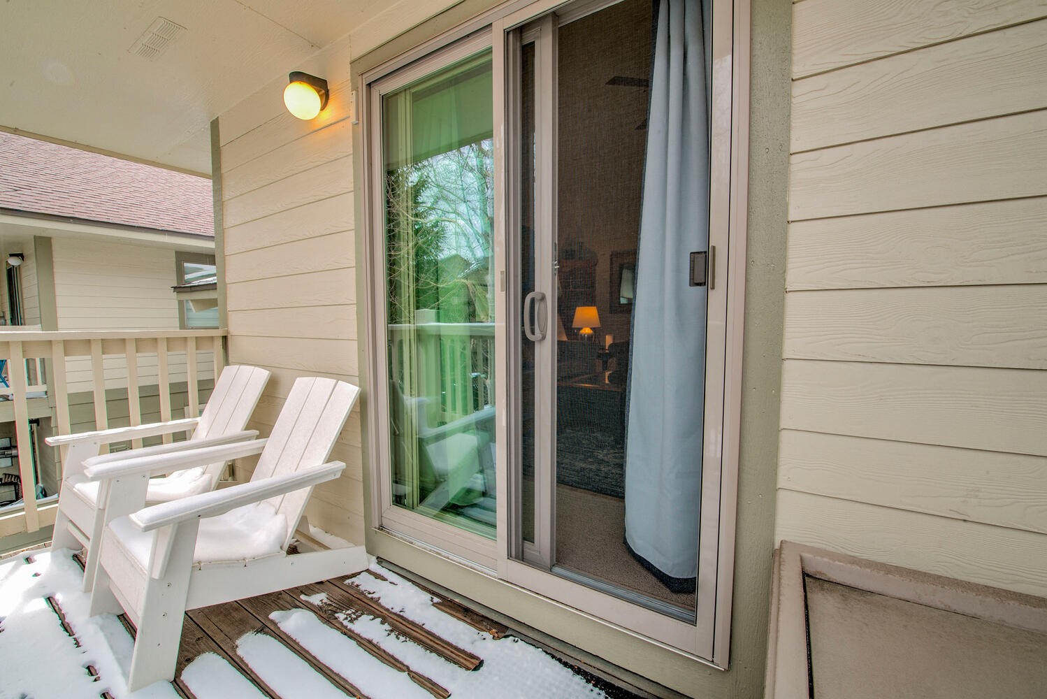 1511 Point DRIVE 202