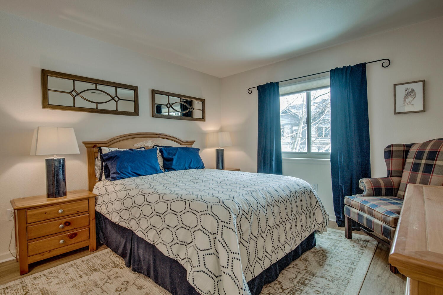 1511 Point DRIVE 202